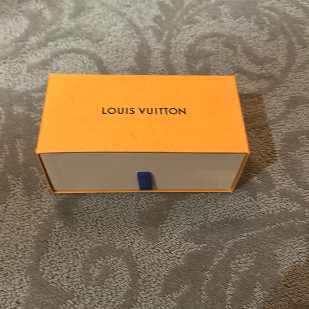 Louis vuitton sunglass/ perfume box